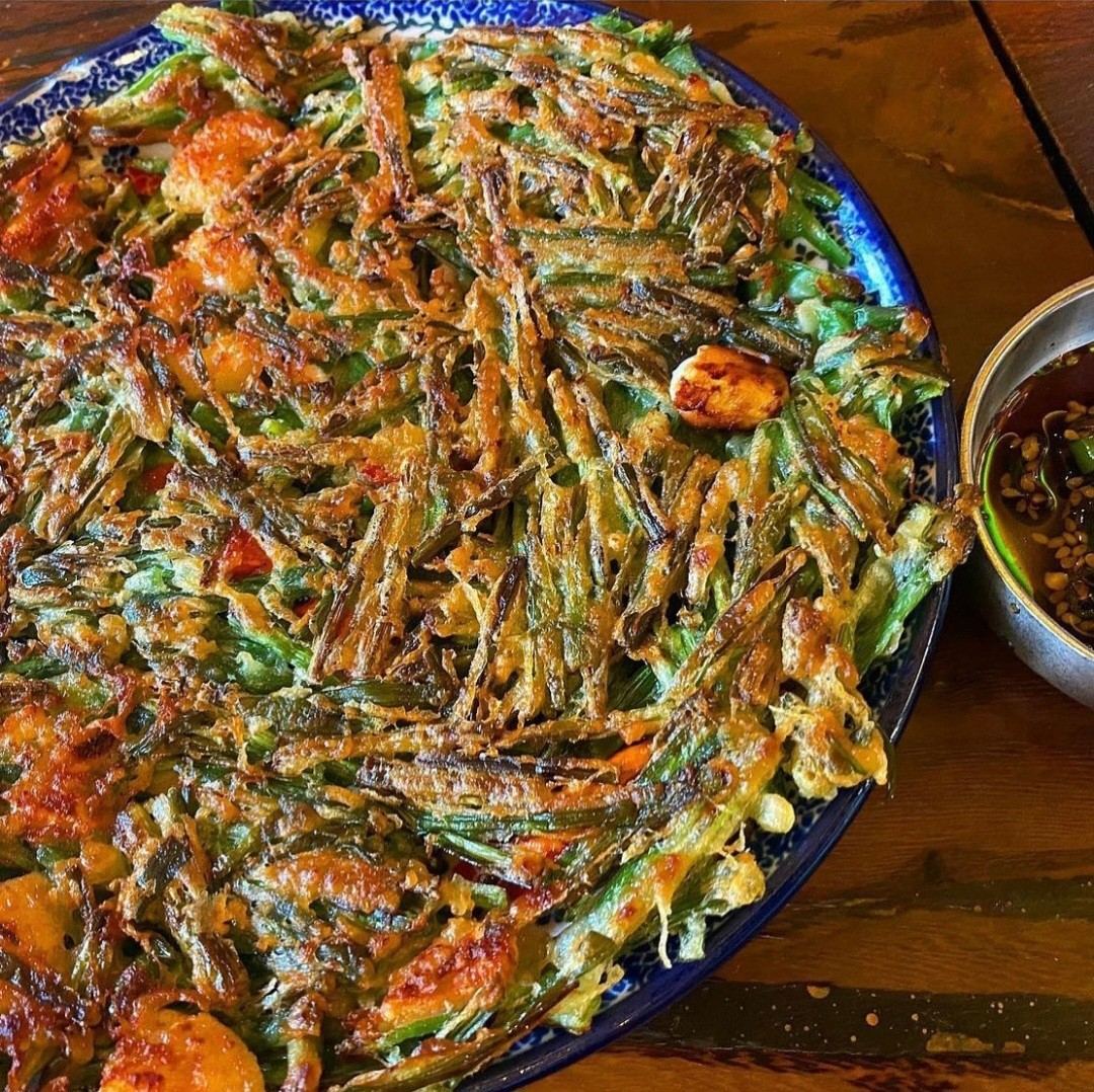 바삭 해물 부추전 — 인사동 한식당 도마 인사동점